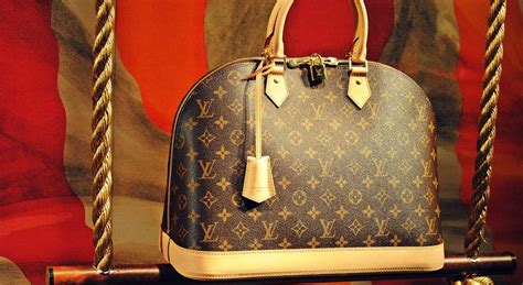 nome dei commessi di louis vuitton|Louis Vuitton clothing.